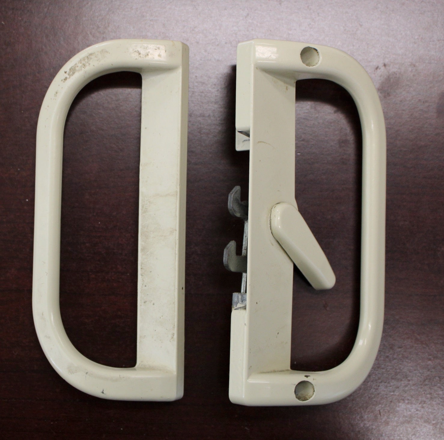Sliding Patio Door Handlset White Non Keyed Door Handle 6 9/16 Inch Hole Center - Sliding Patio Door Handlset White Non Keyed Door Handle 6 9/16 Inch Hole Center