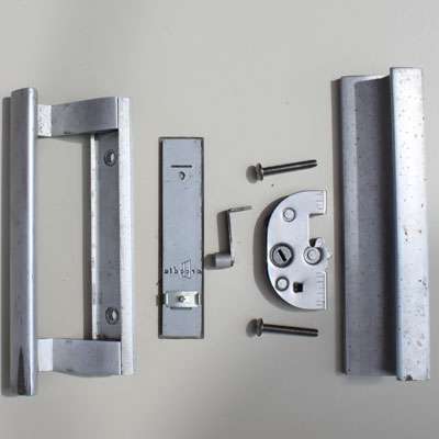 Arcadia Handleset for Sliding Patio Doors 3-5/8