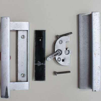 Arcadia Handleset for Sliding Patio Doors 3-5/8