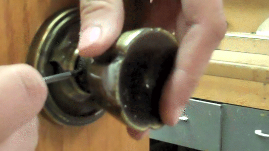 How To Remove Doorknob With No Visible Screws